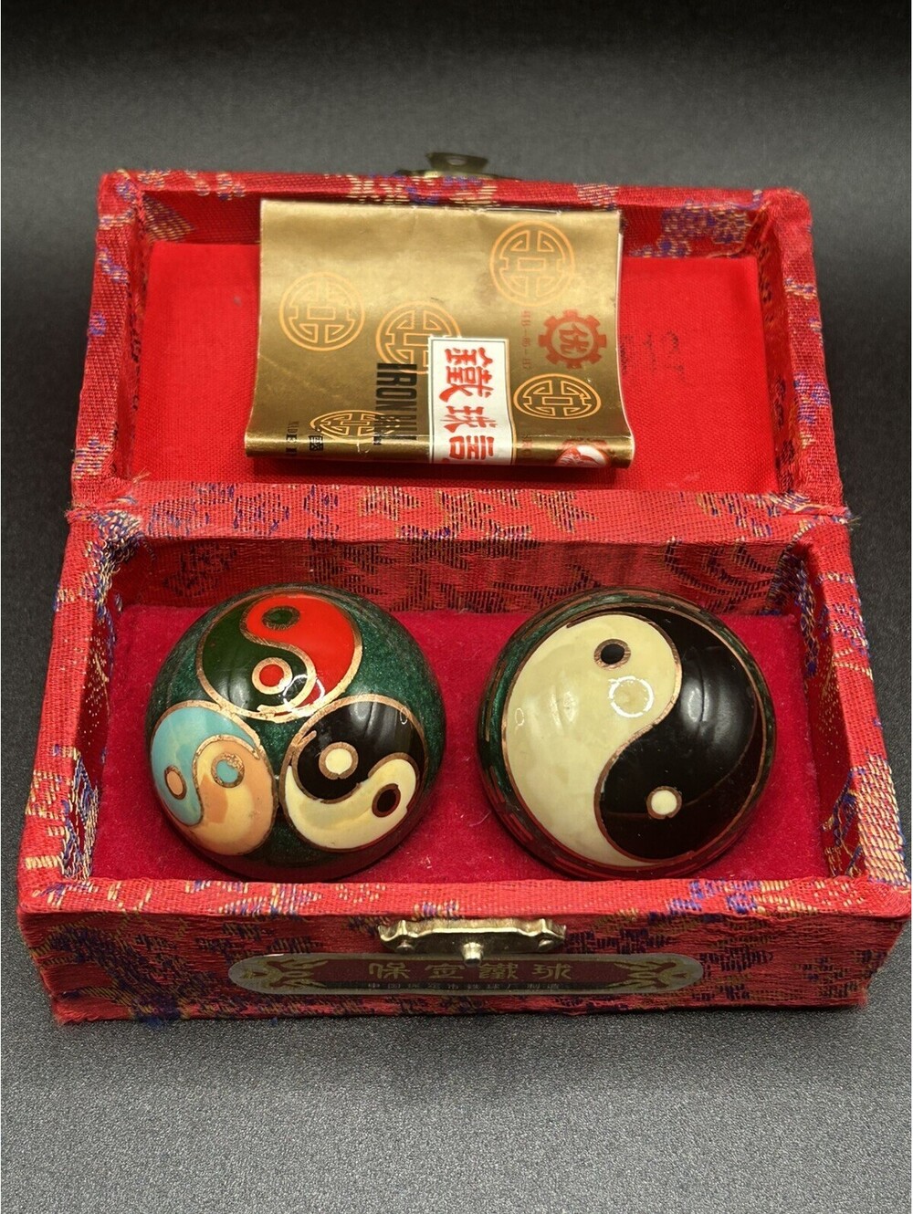 Vintage Shouxing Chinese Musical Baoding Balls Yin Yang w Silk Brocade Box 80’s